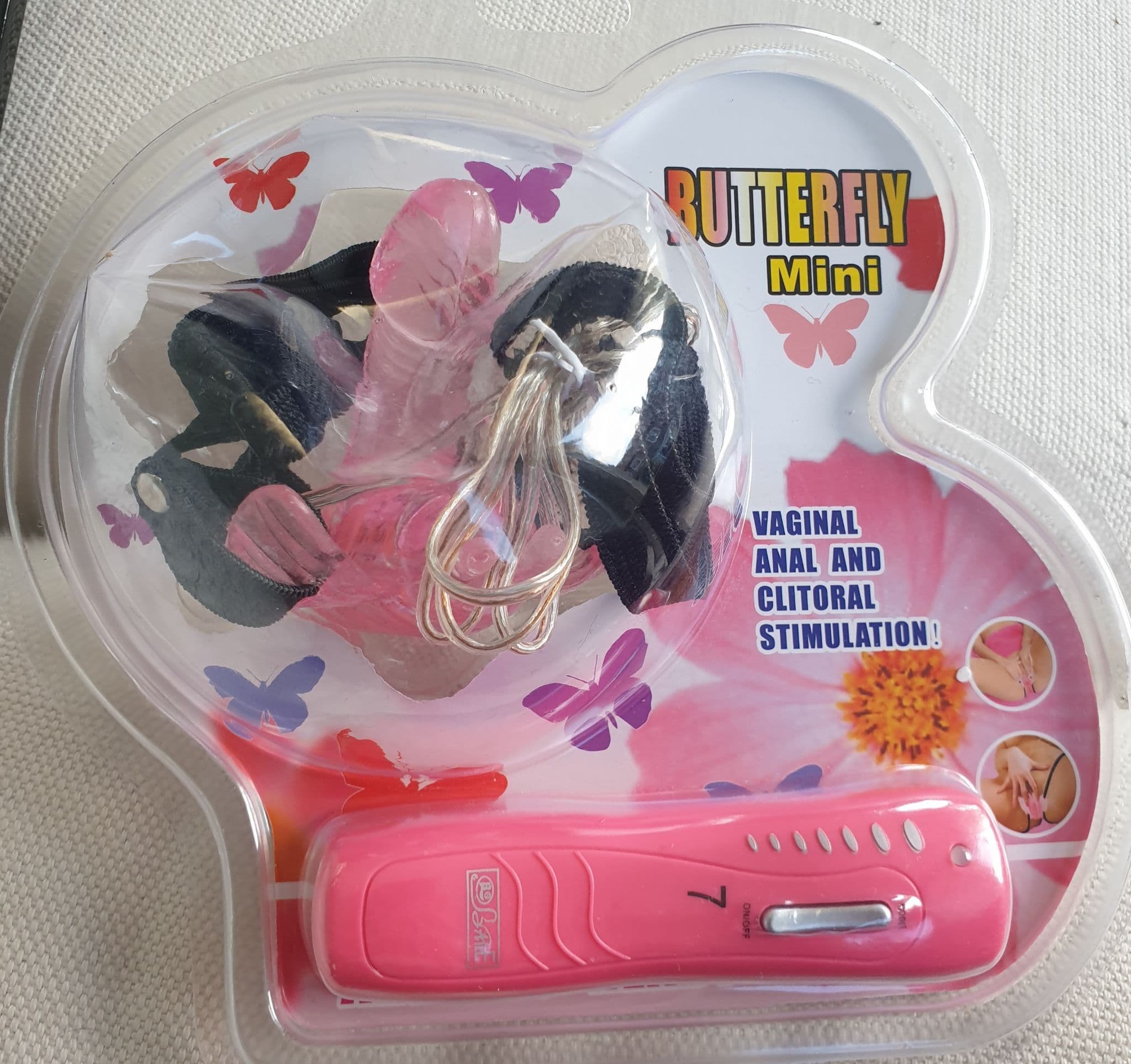 Mini Butterfly Strap On Vibrator with Dildo
